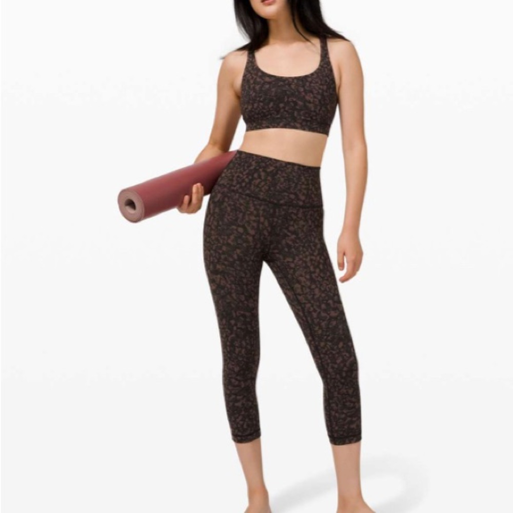 Lululemon Camo Energy Bra - Picture 2 of 6
